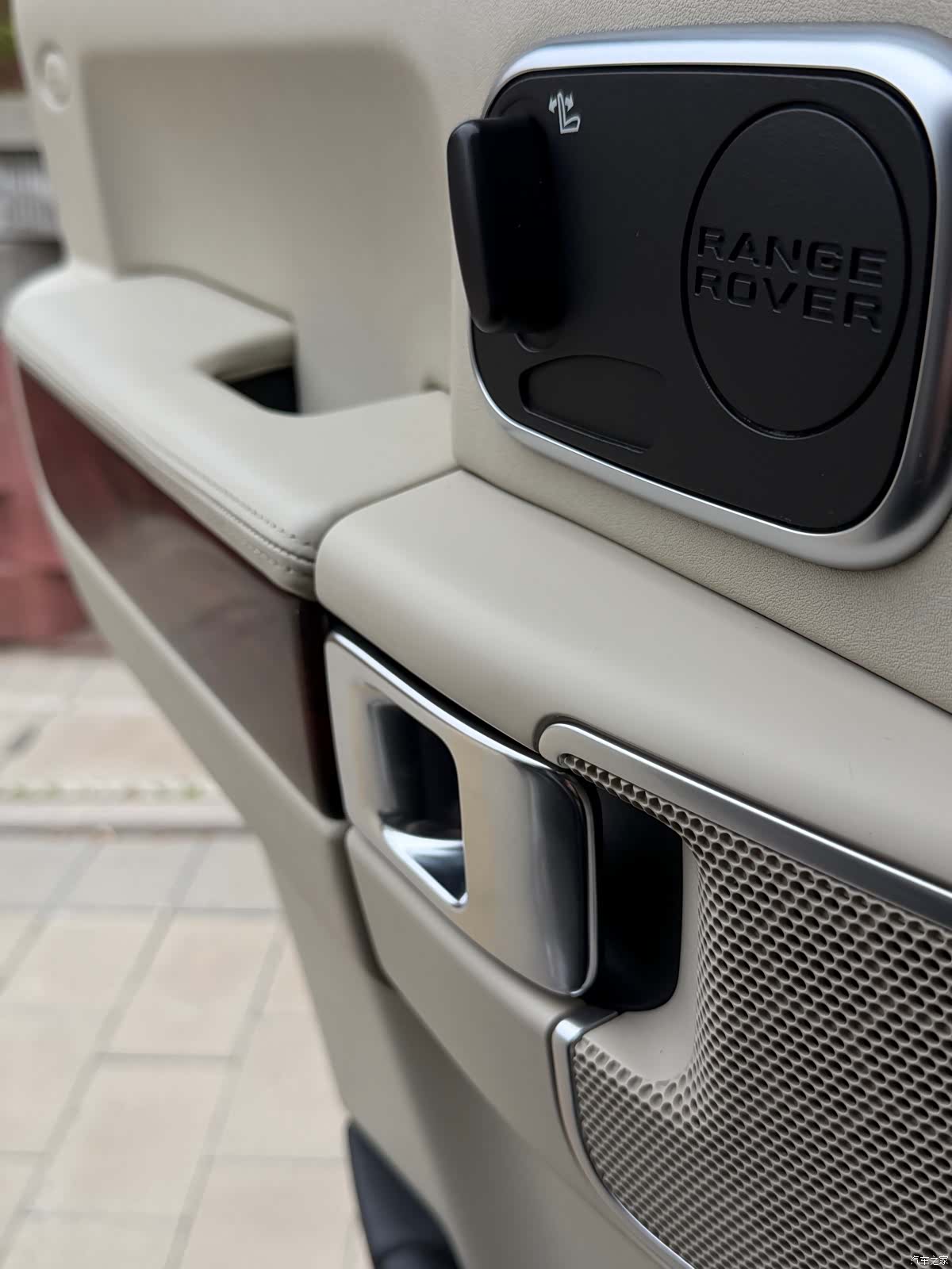 Land Rover Range Rover, 2012 10