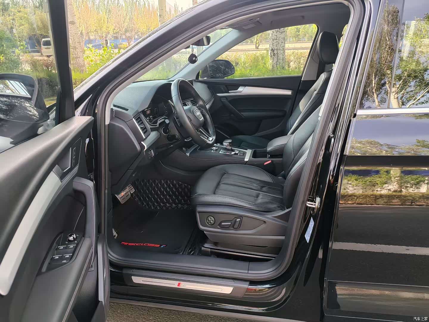Audi Q5L, 2021 4