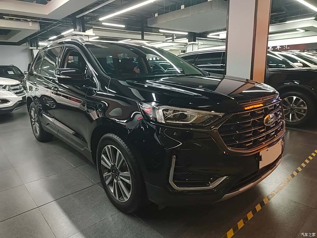 Ford Edge, 2021 4