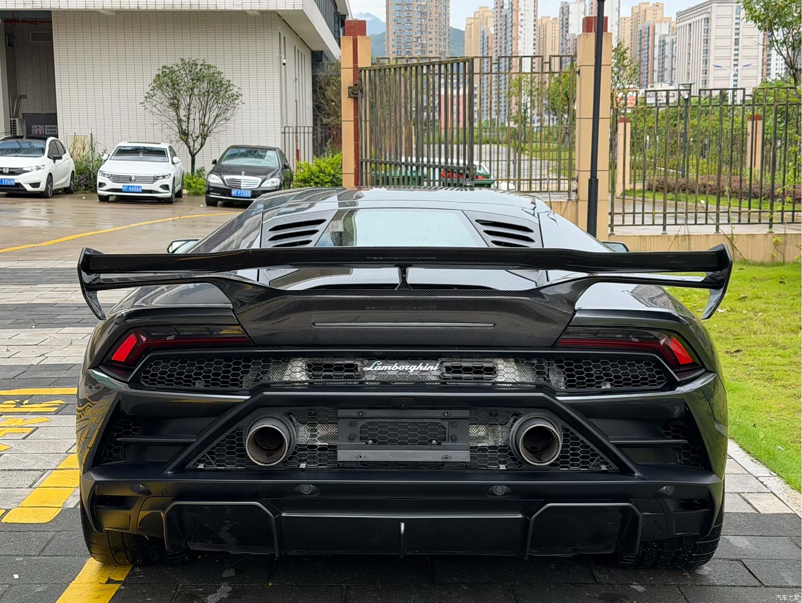 Lamborghini Huracán, 2022 6