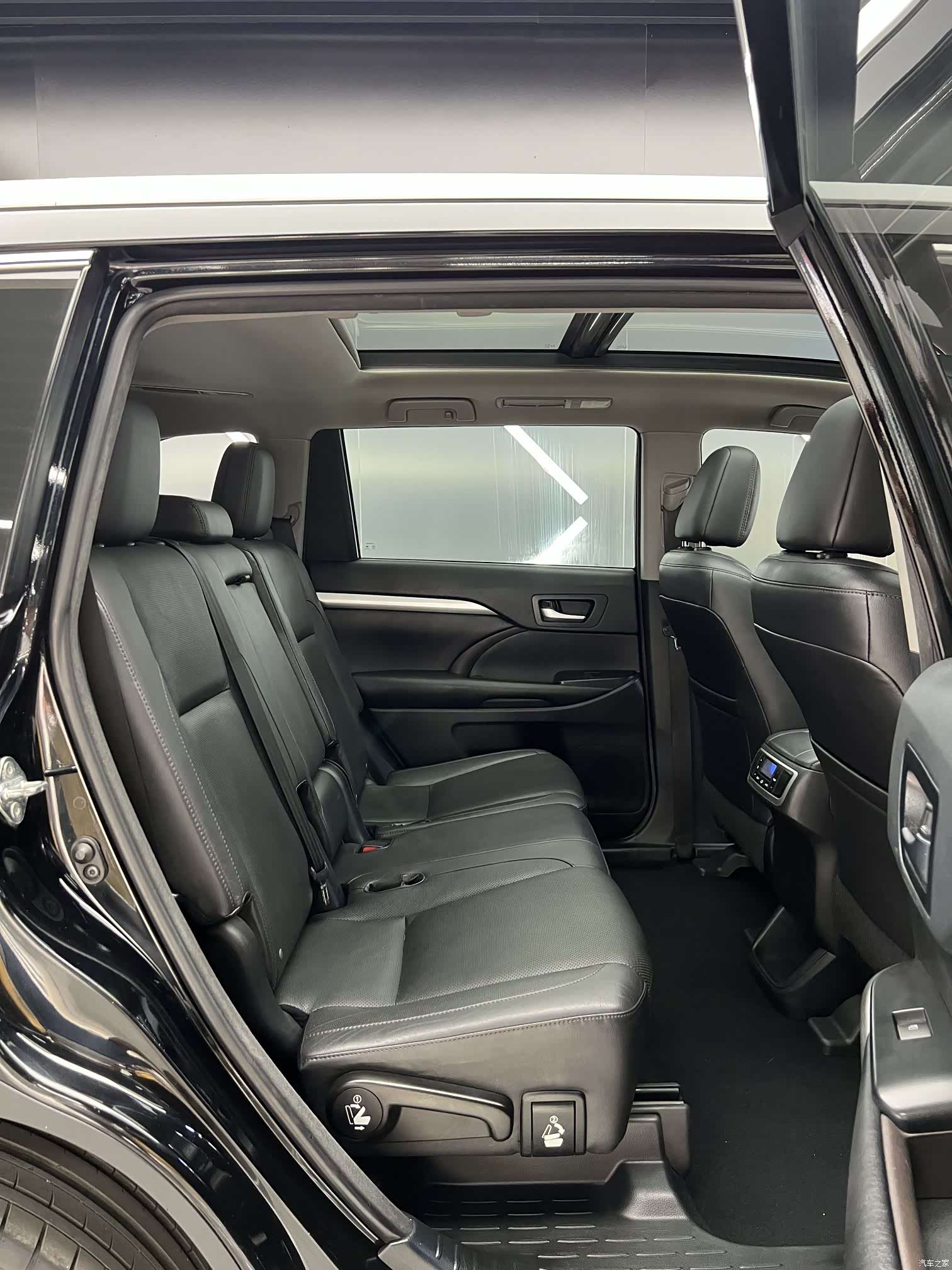 Toyota Highlander, 2016 17