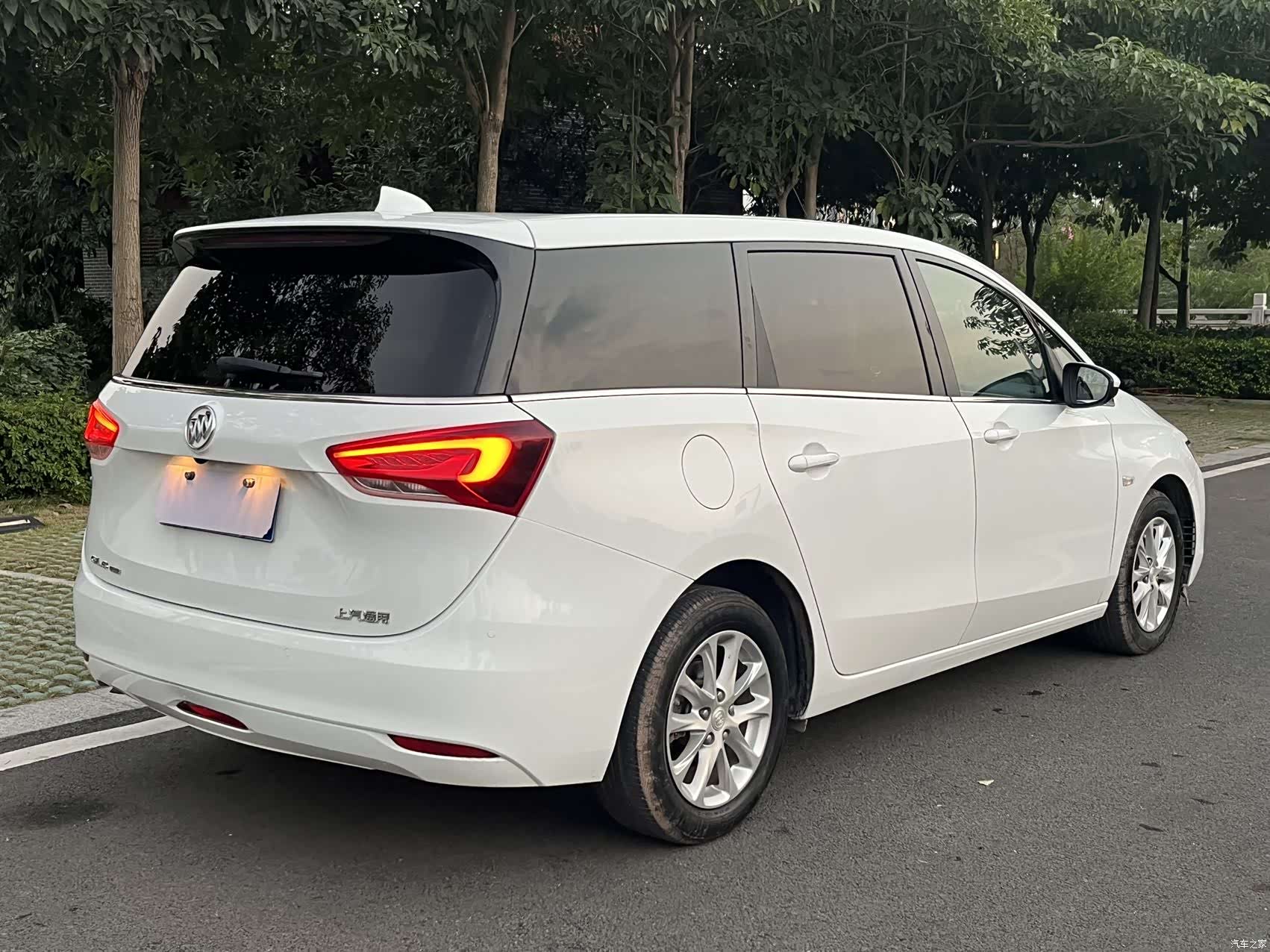 Buick GL6, 2018 6