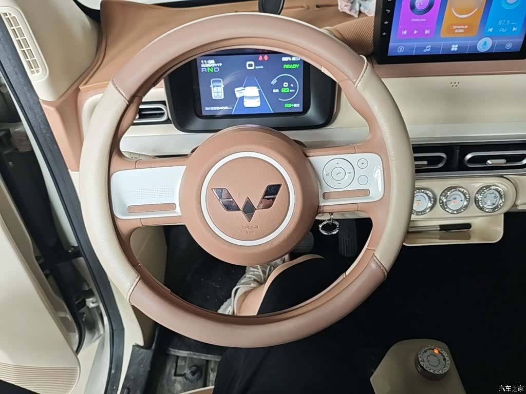 Wuling MINIEV, 2025 11