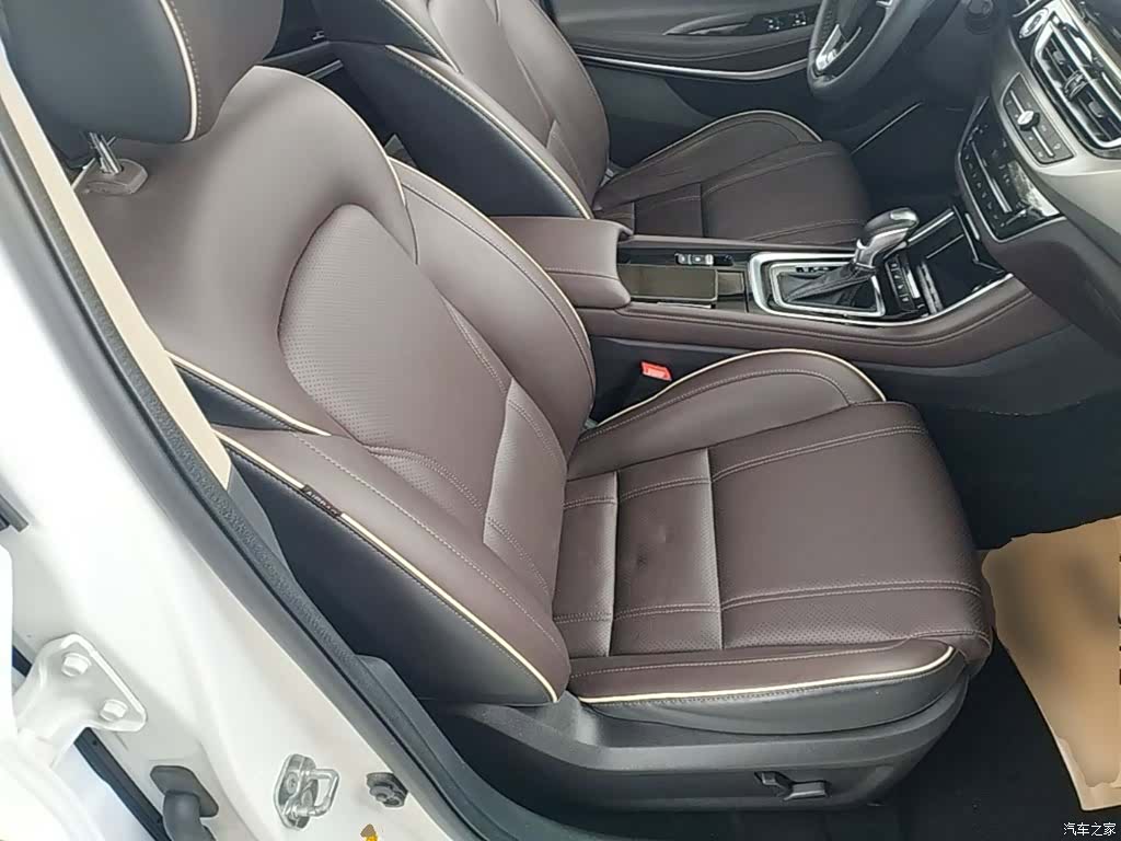 Changan CC, 2018 25