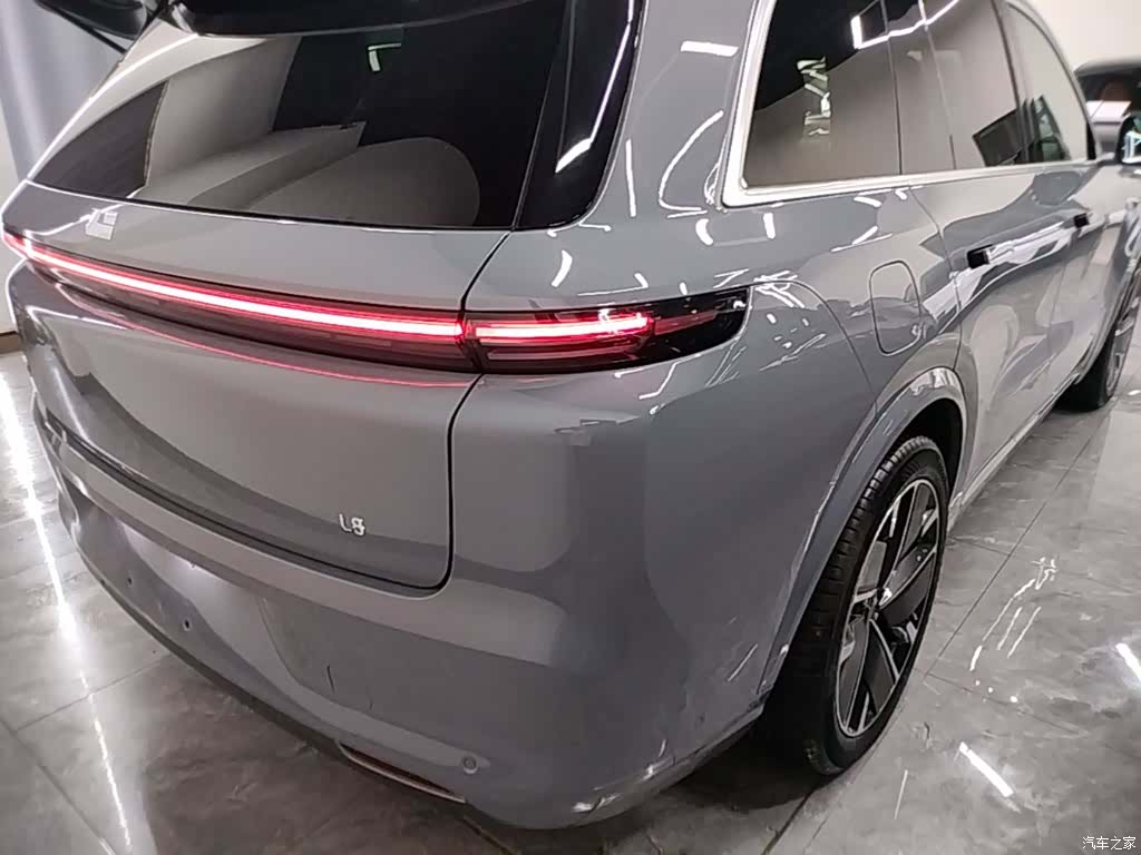 Li Auto L8, 2025 8