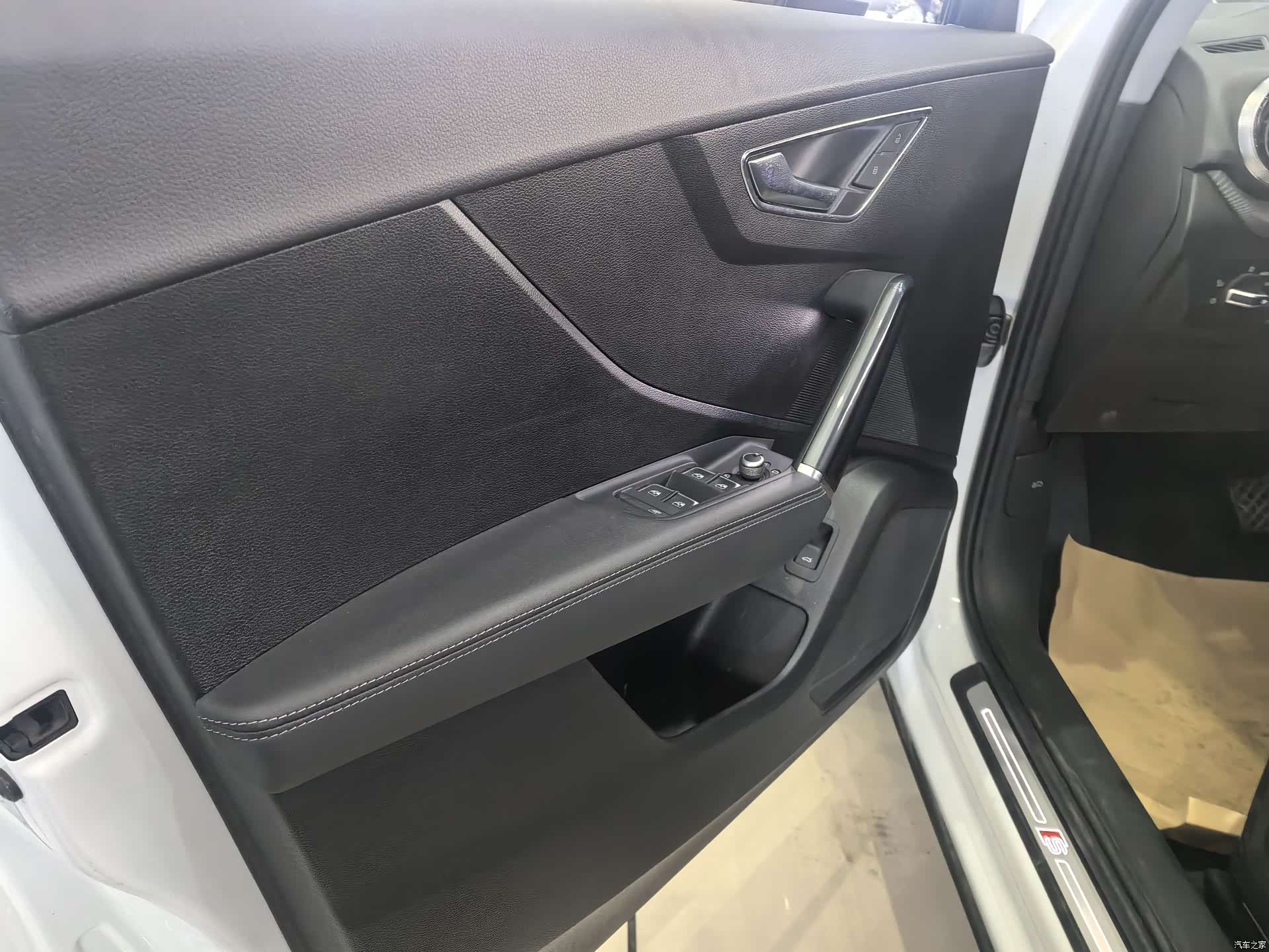 Audi Q2L, 2022 2
