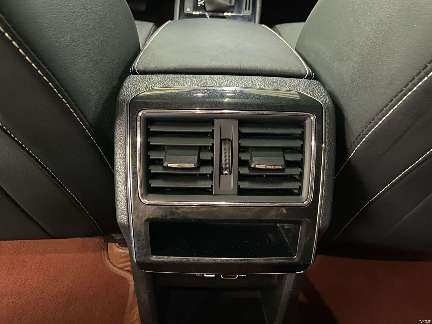 Skoda Superb, 2022 9