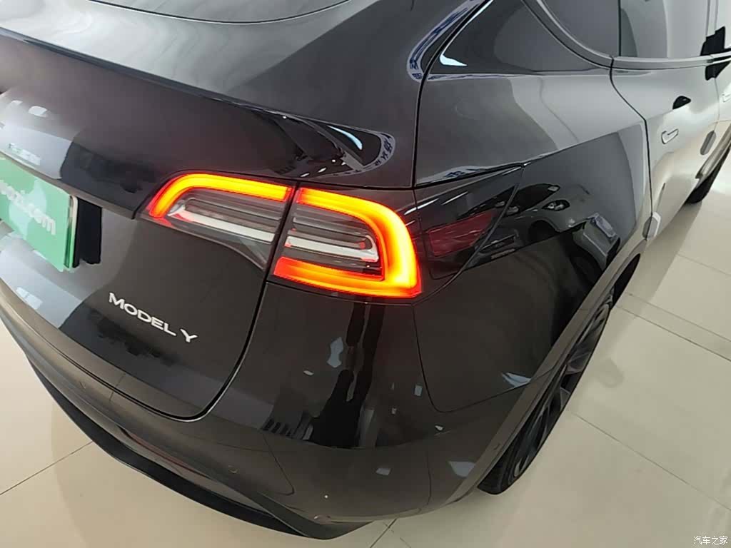 Tesla Model Y, 2021 8