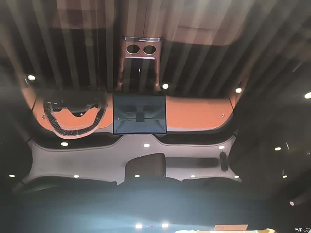 Xiaomi YU7, 2026 14