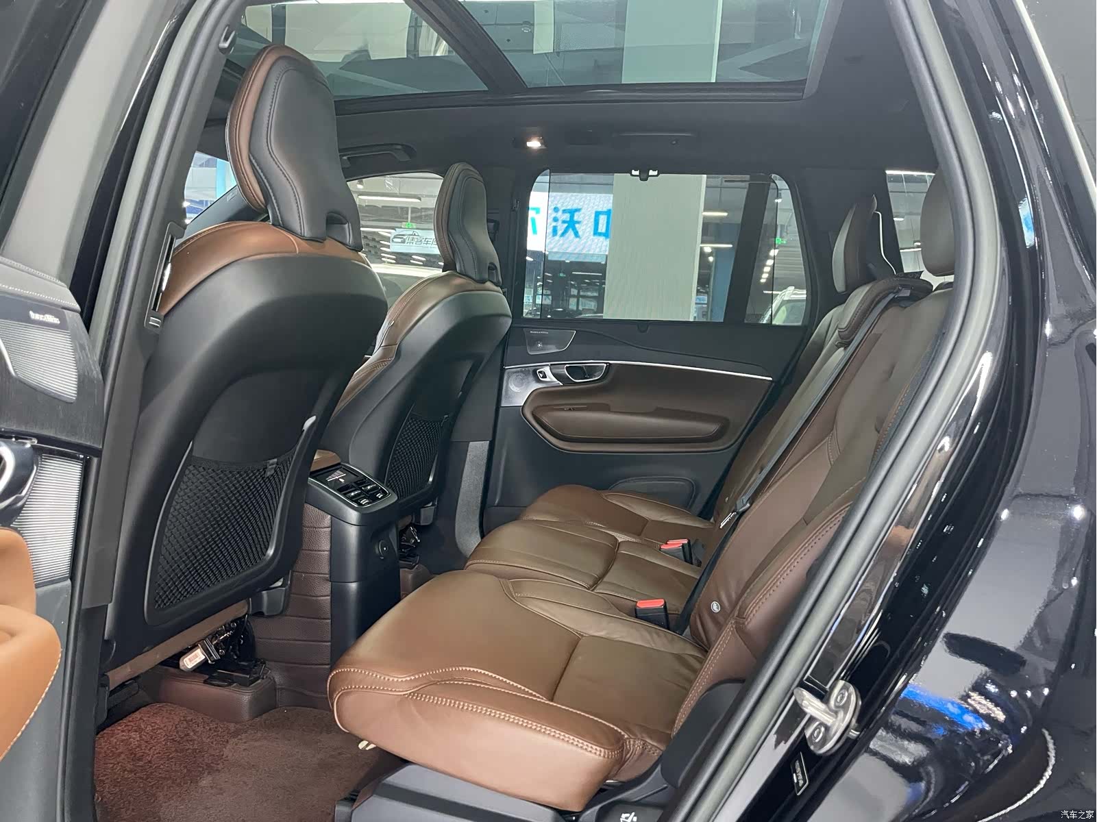 Volvo XC90, 2023 все фото