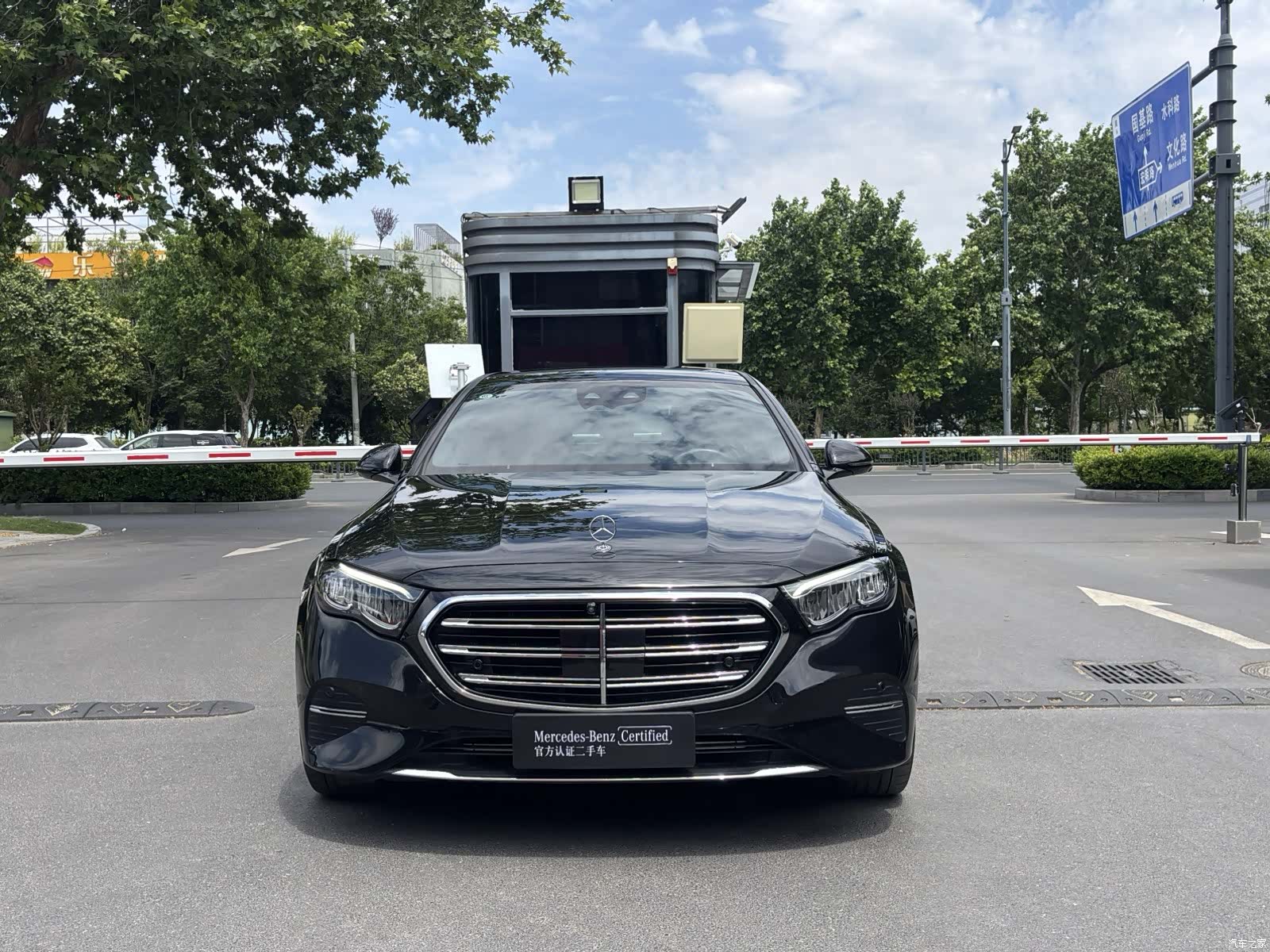 Mercedes-Benz E-Class, 2025 2