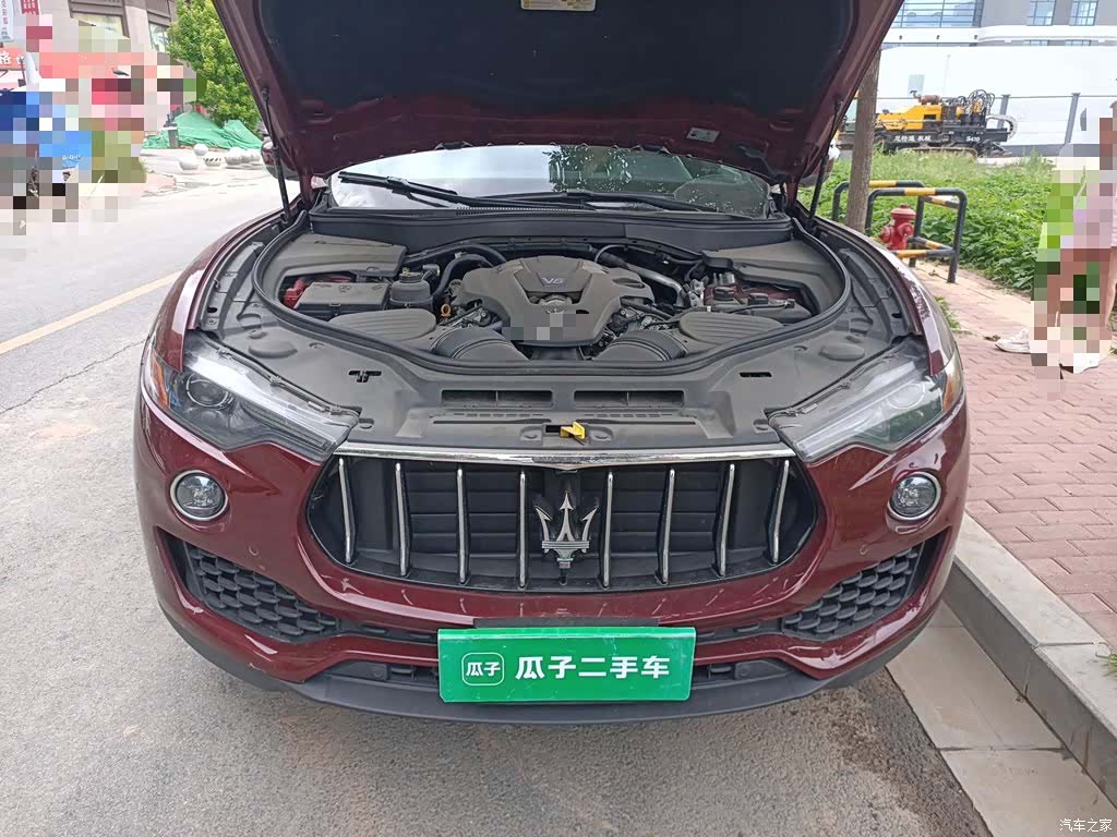 Maserati Levante, 2018 11
