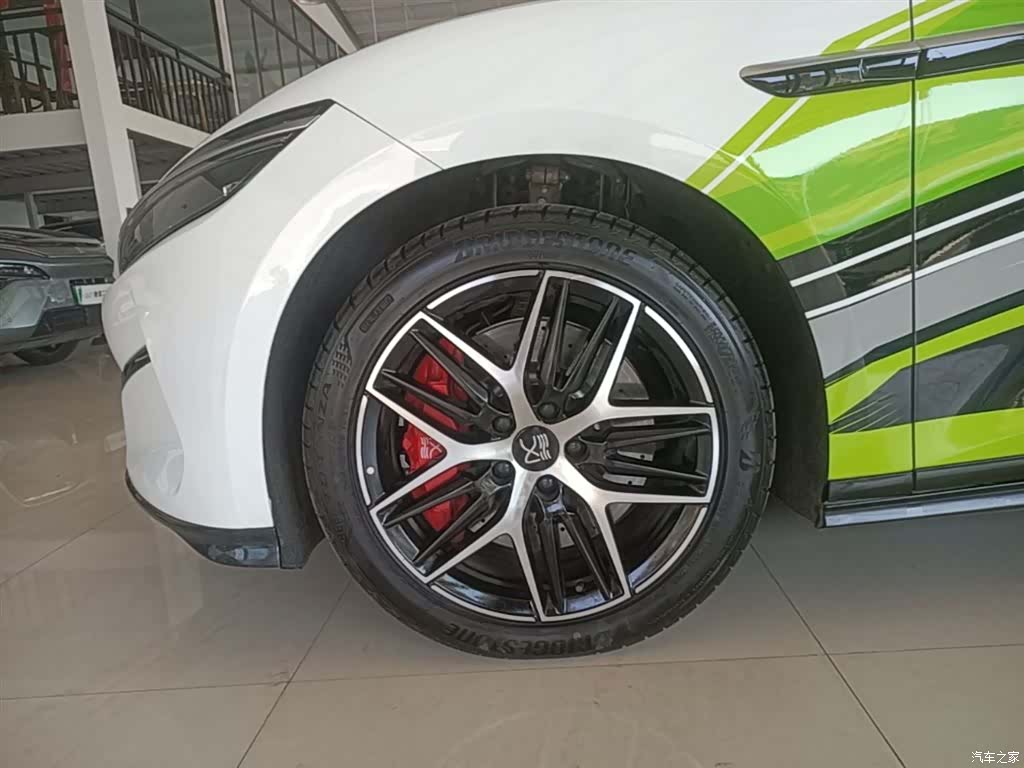 BYD Han, 2025 23