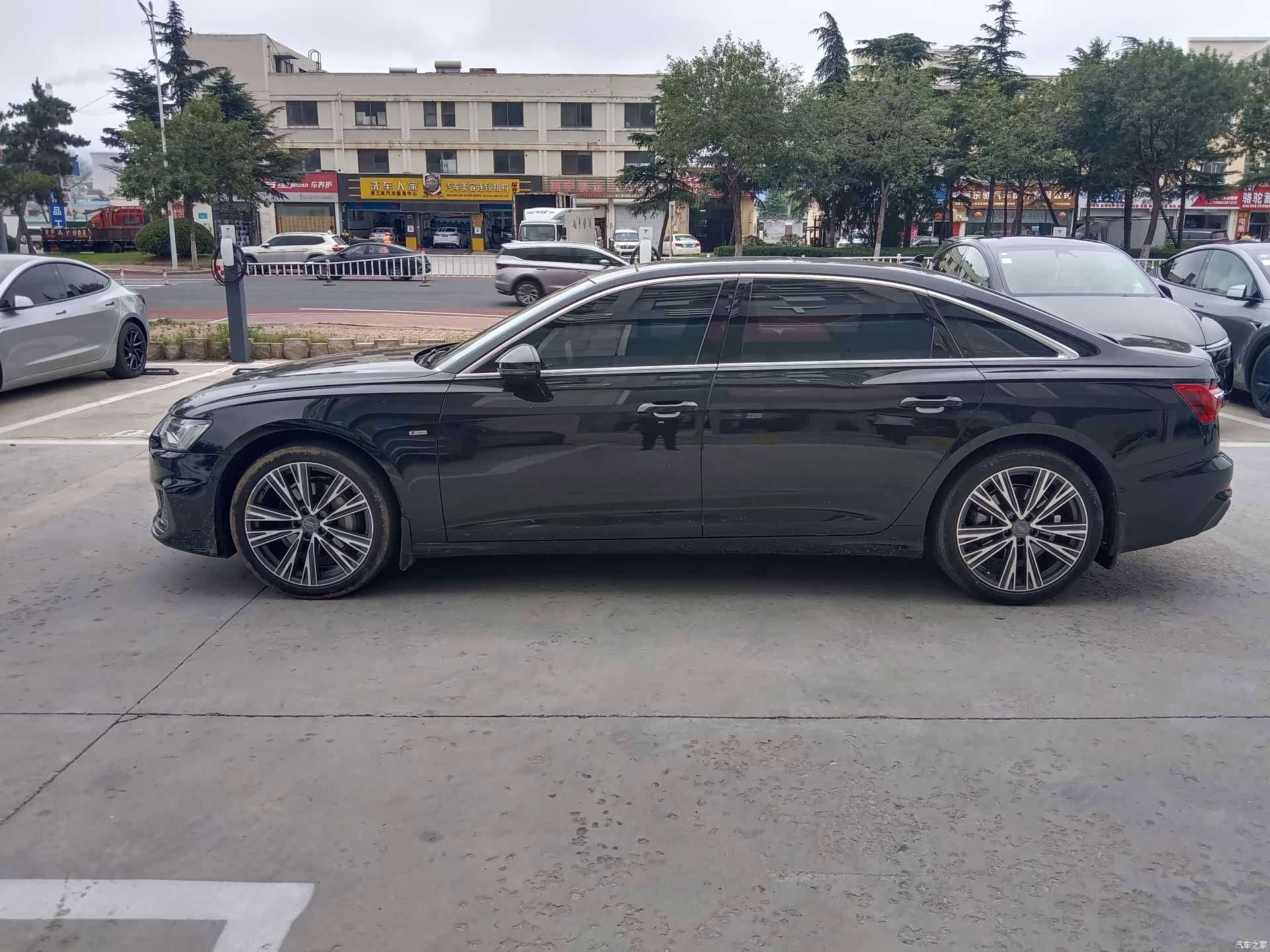 Audi A6L, 2021 3