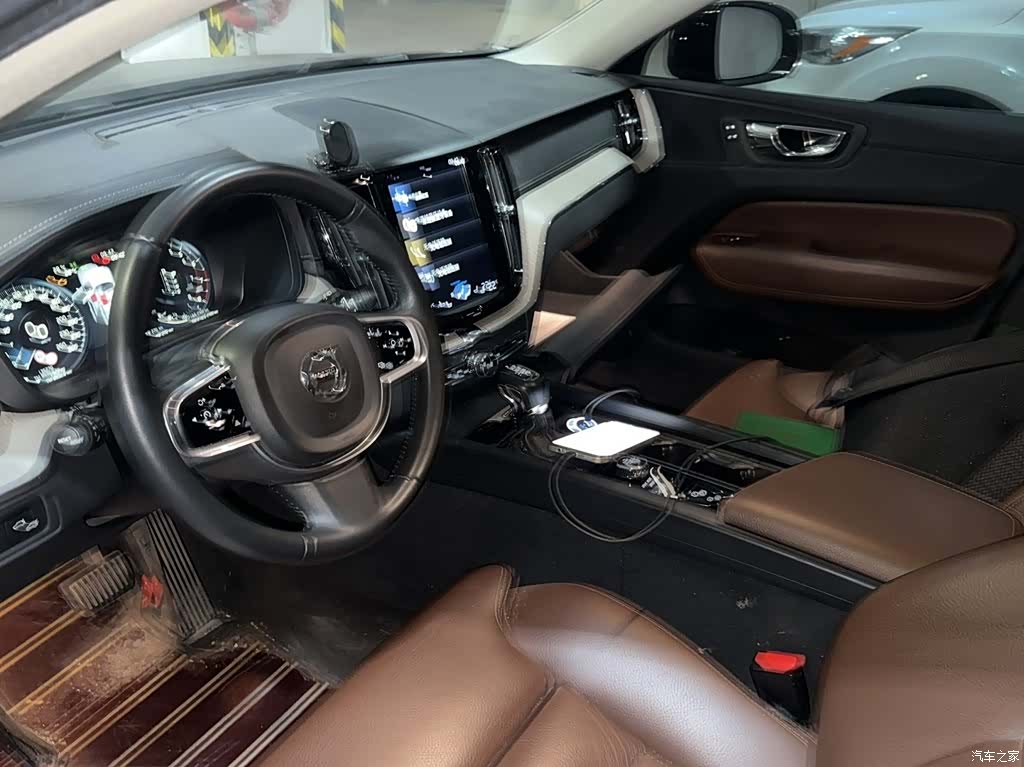 Volvo XC60, 2018 8