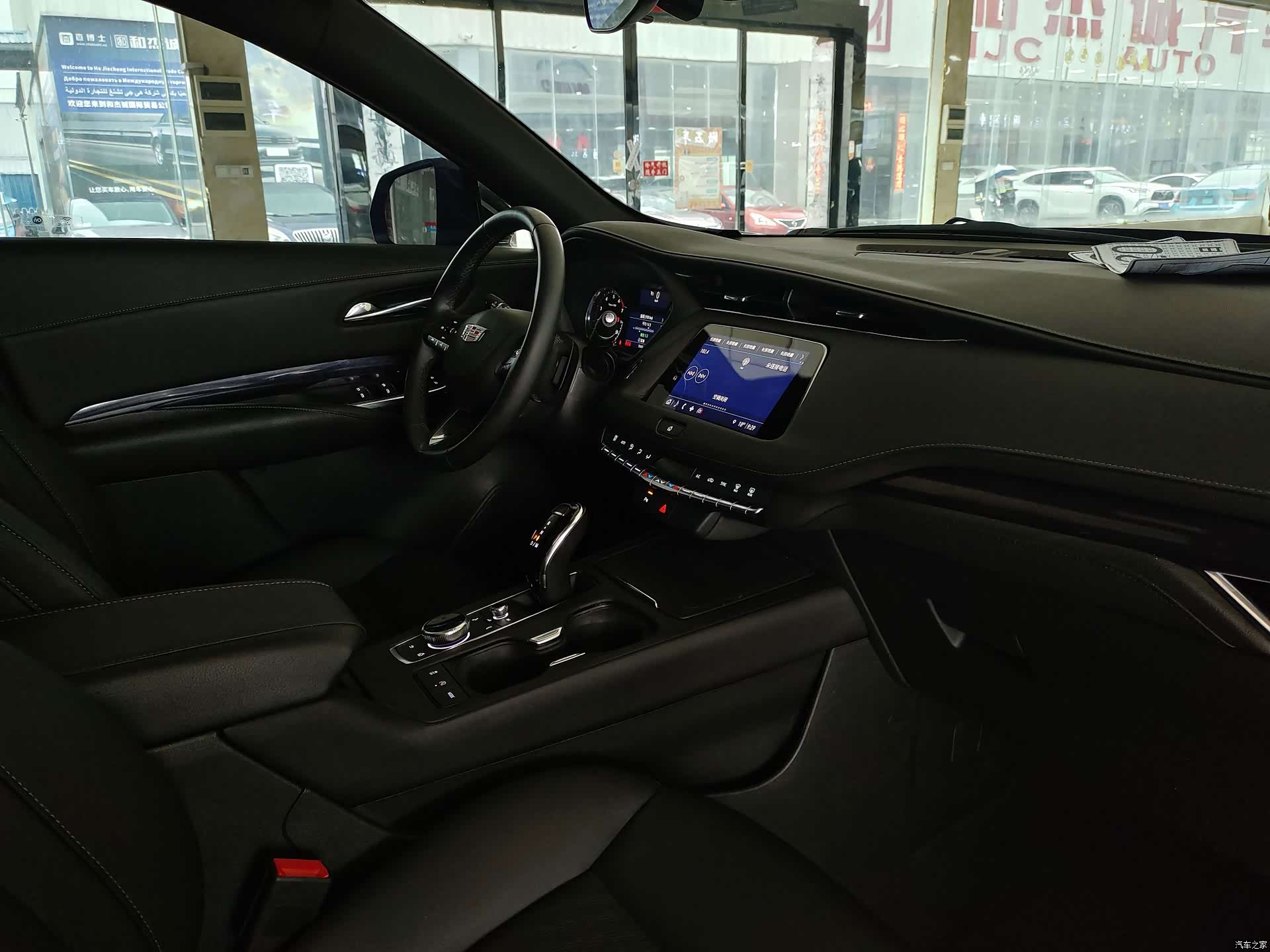 Cadillac XT4, 2022 23
