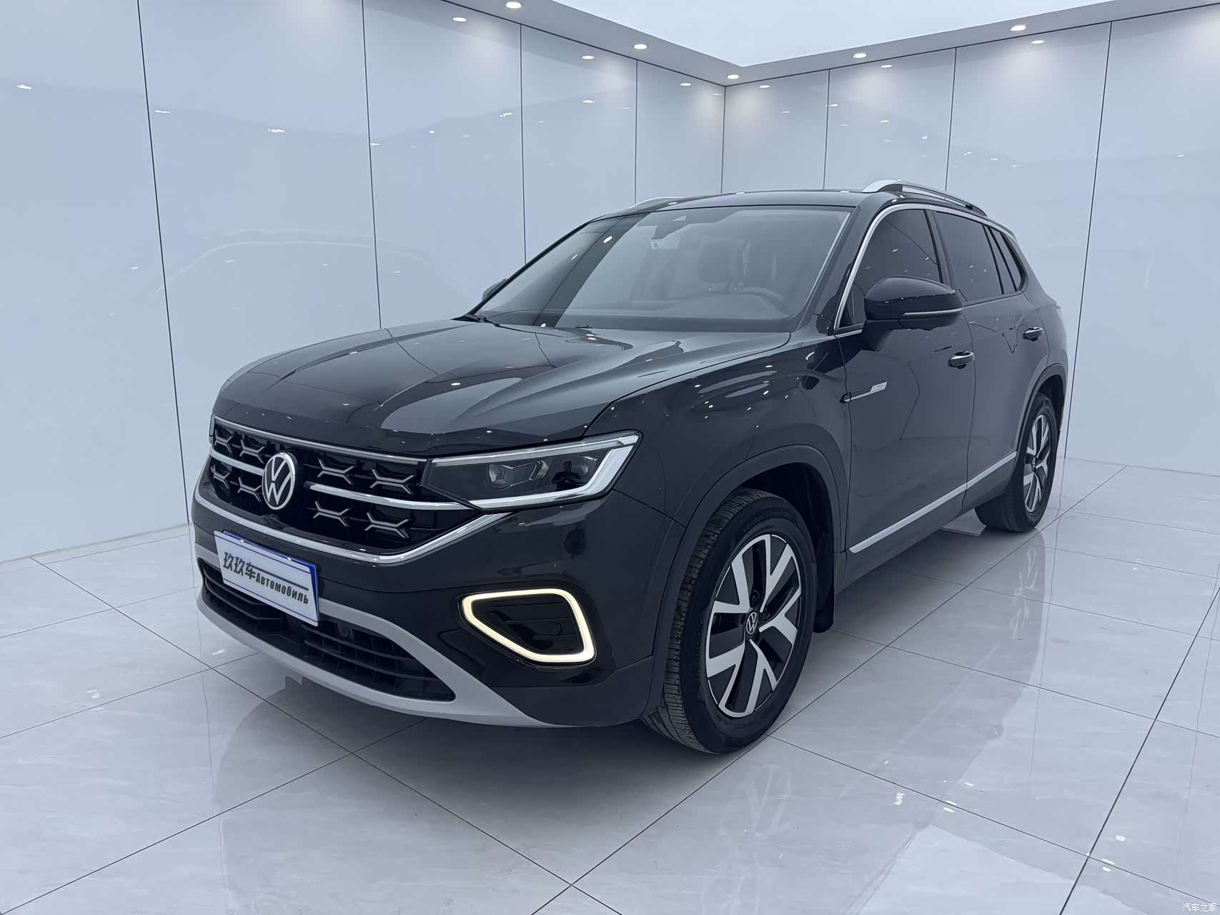 Volkswagen Tayron, 2023 1