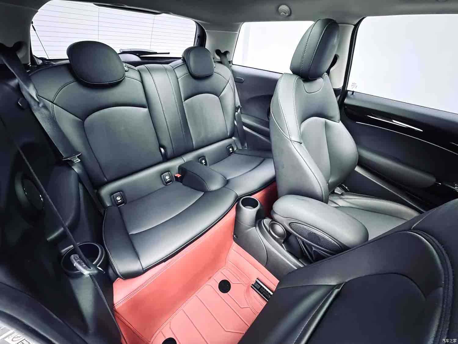Mini Cooper, 2023 11