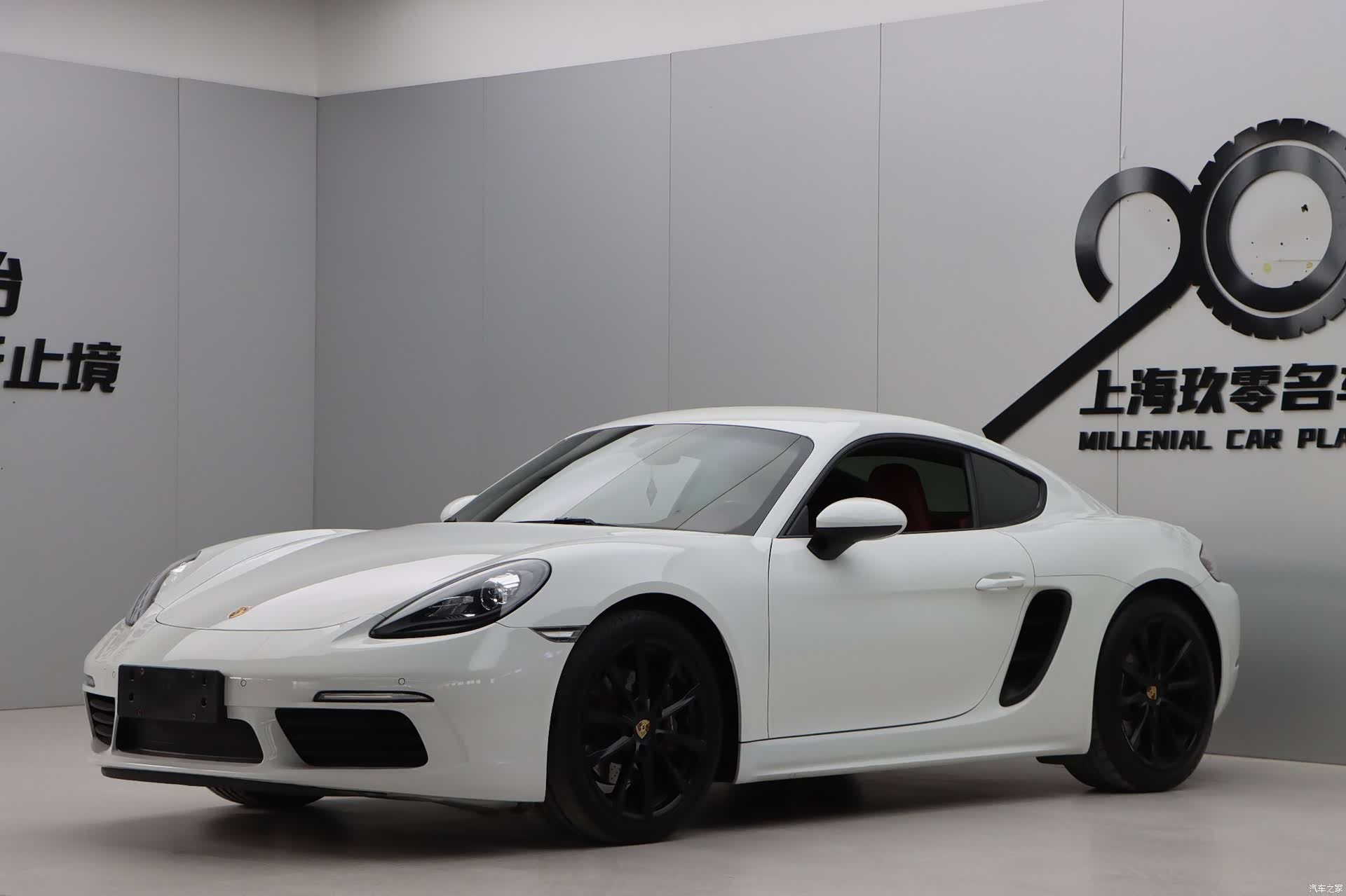 Porsche Cayman, 2017 3