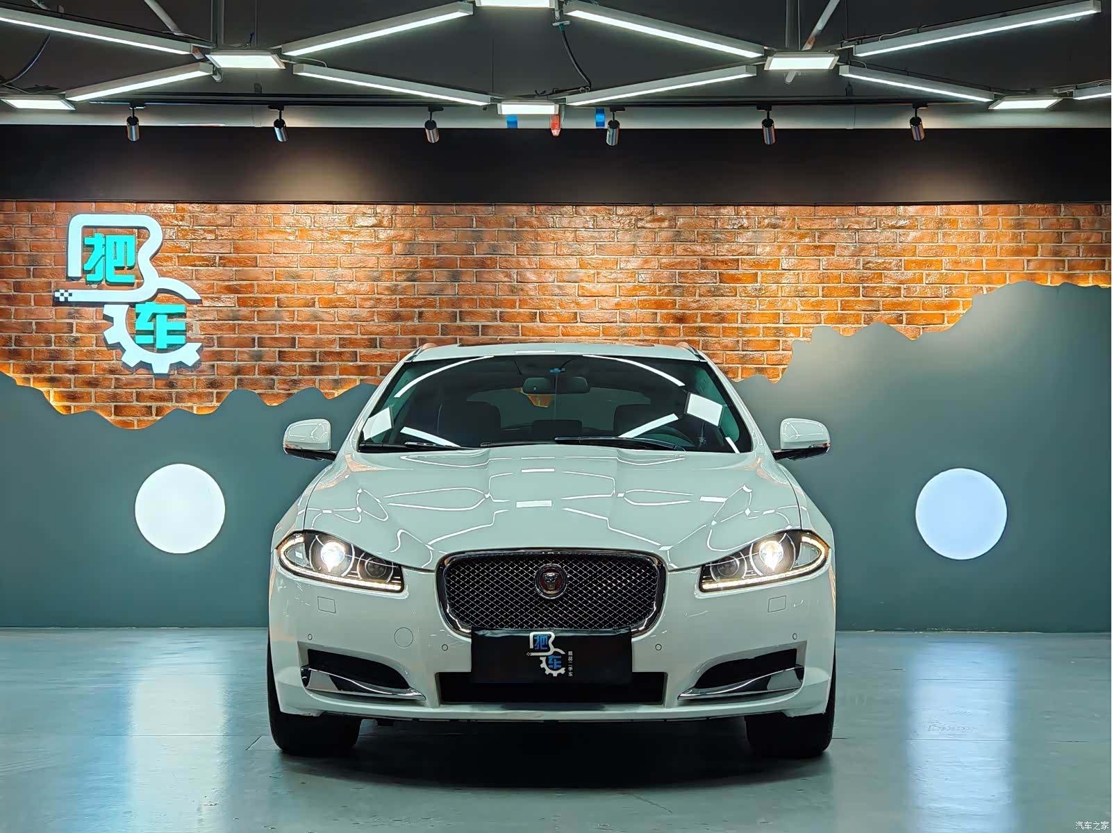Jaguar XF, 2015 2