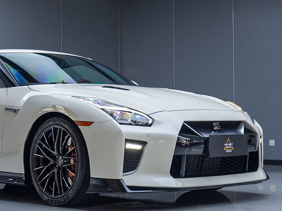 Nissan GT-R 2024, фото 3
