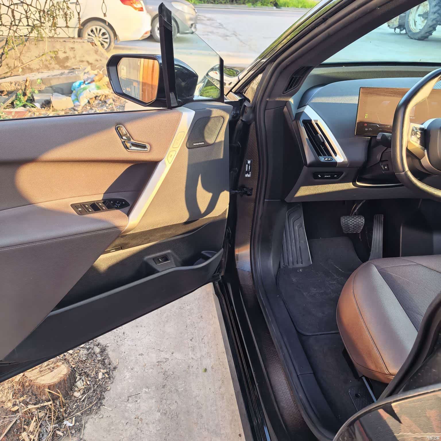 BMW iX, 2023 14
