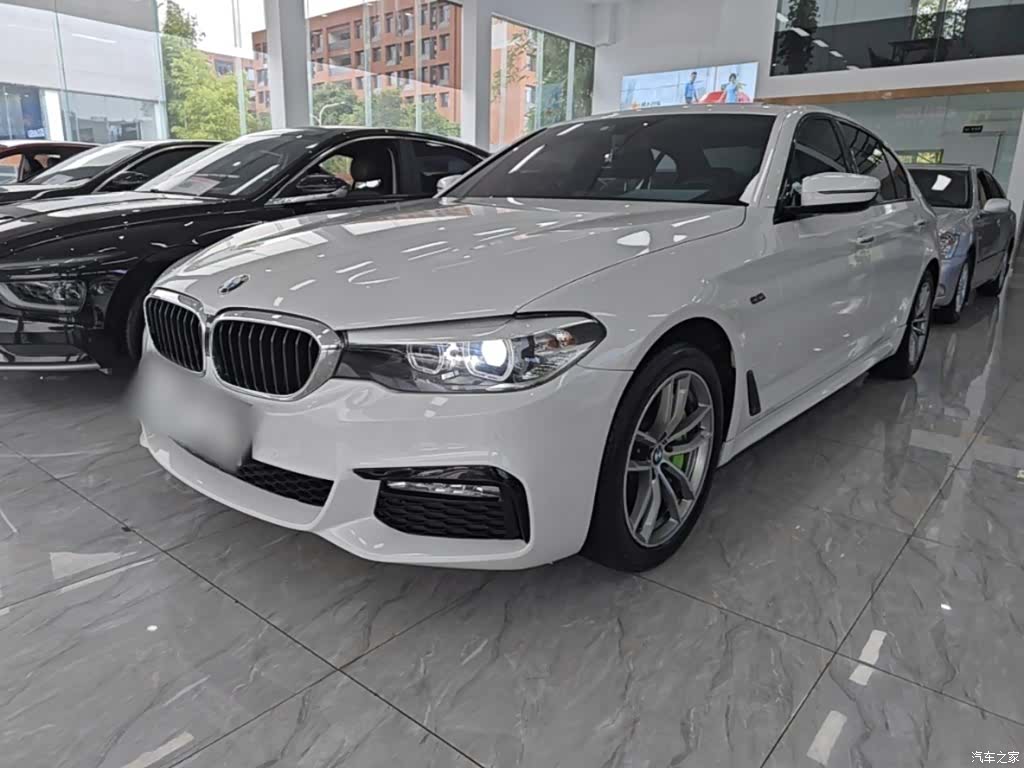 BMW 5 Series, 2019 1