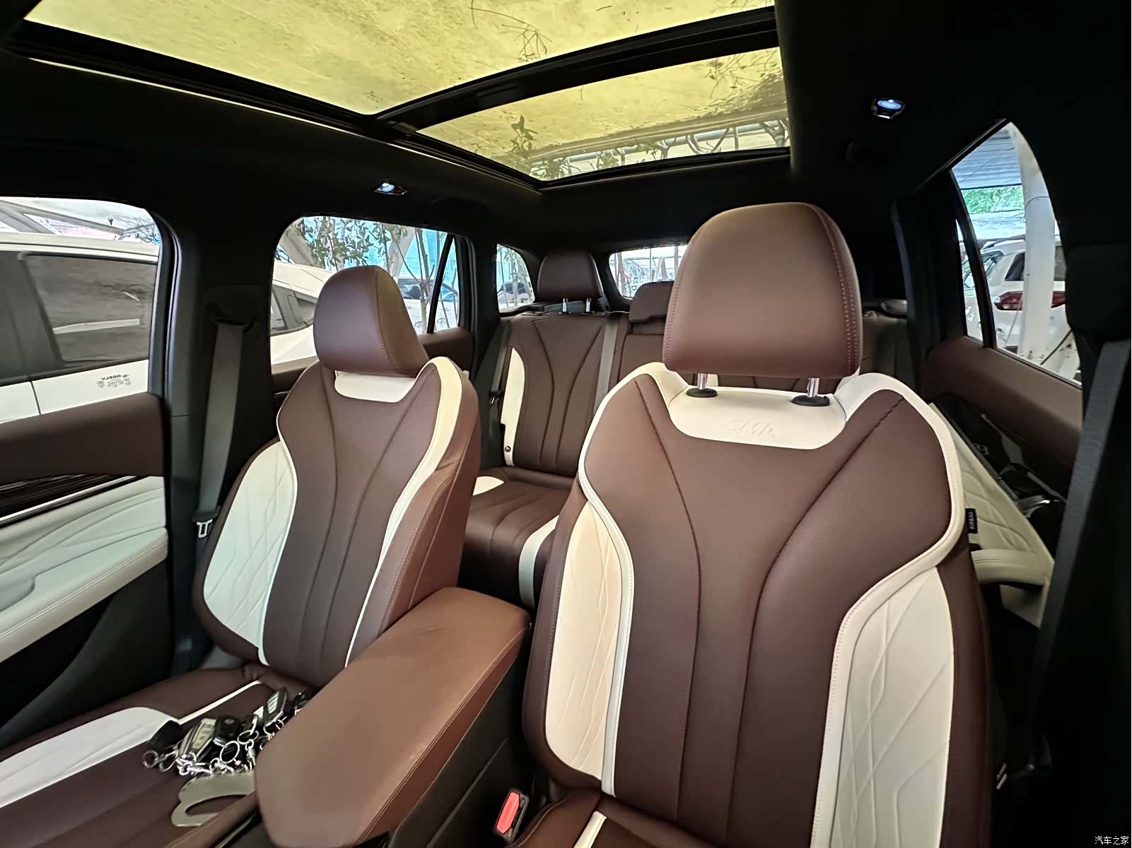 Geely Xingyue L, 2023 22