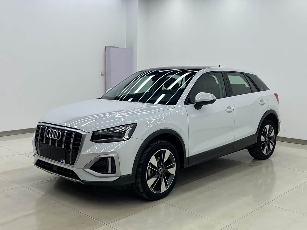 Audi Q2L 2022 35 TFSI Fashion