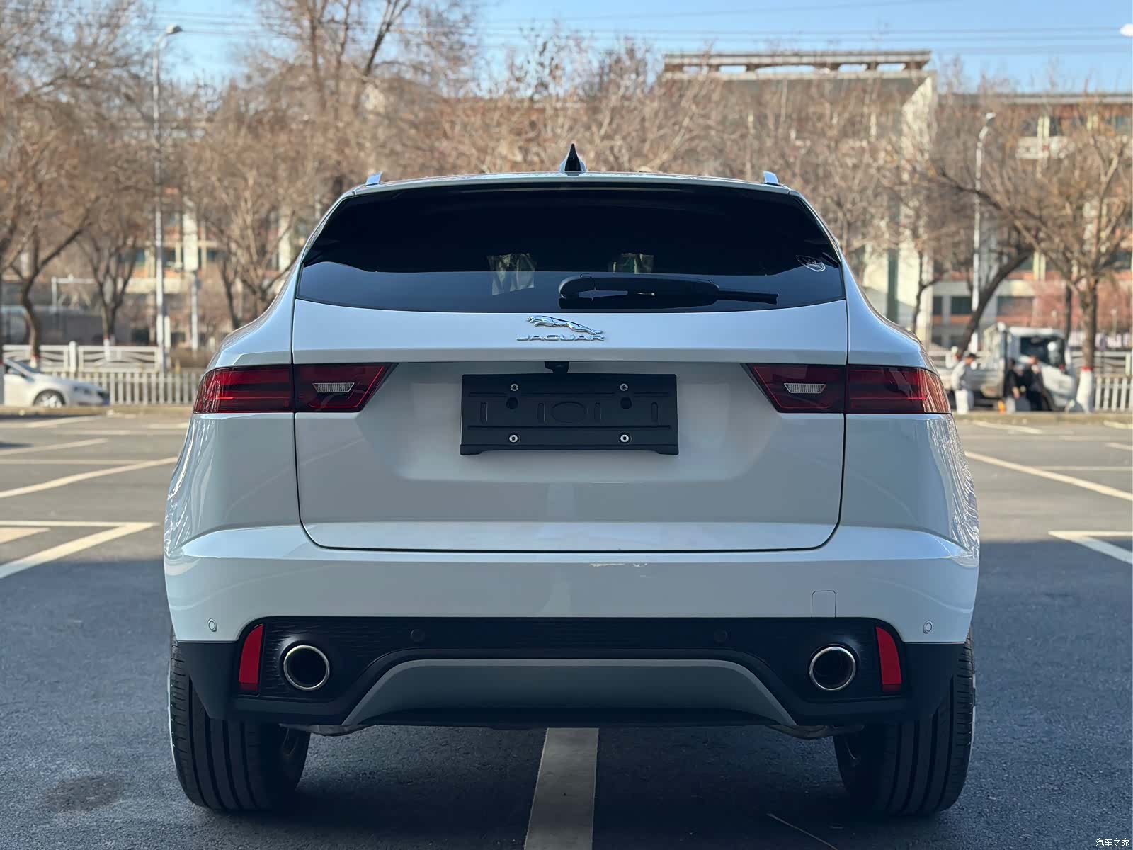 Land Rover E-PACE, 2025 13