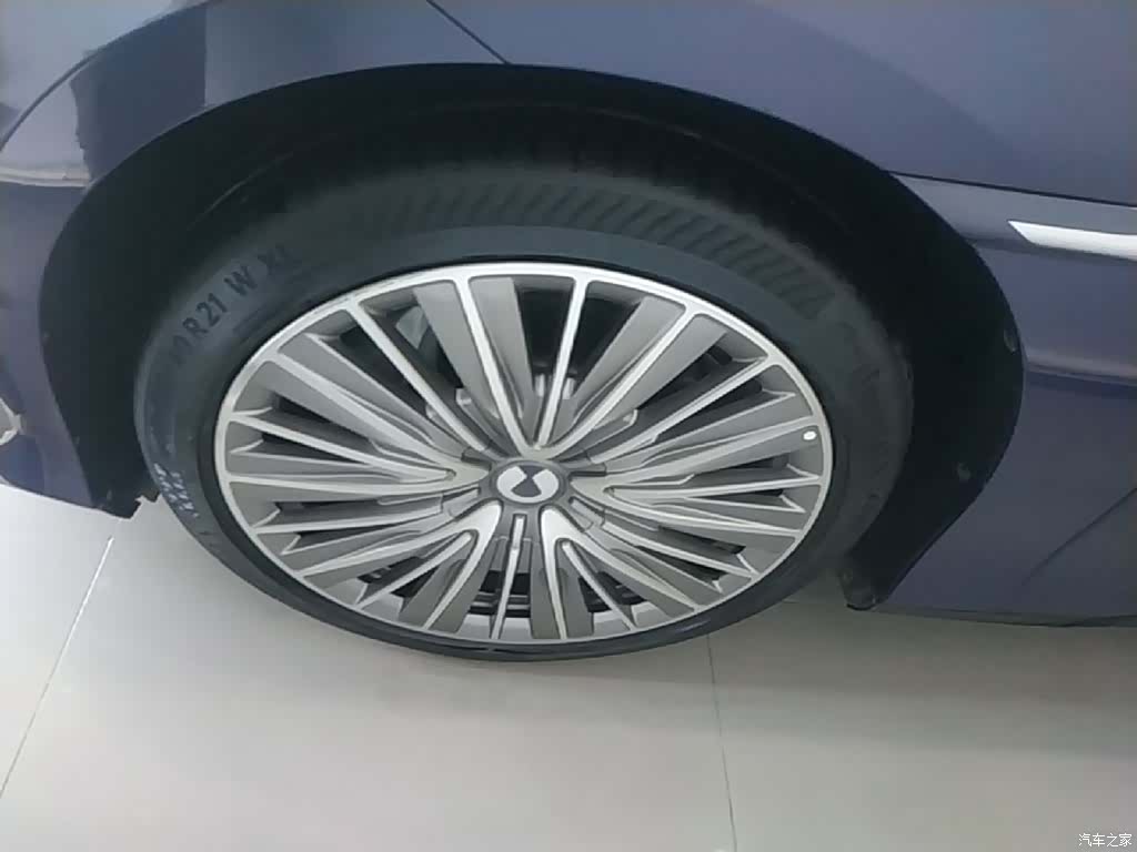Denza Z9, 2025 23