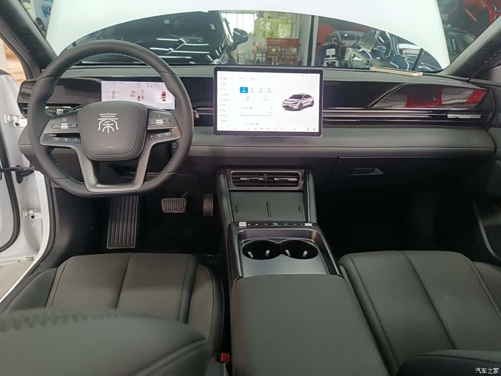 BYD Qin, 2025 10