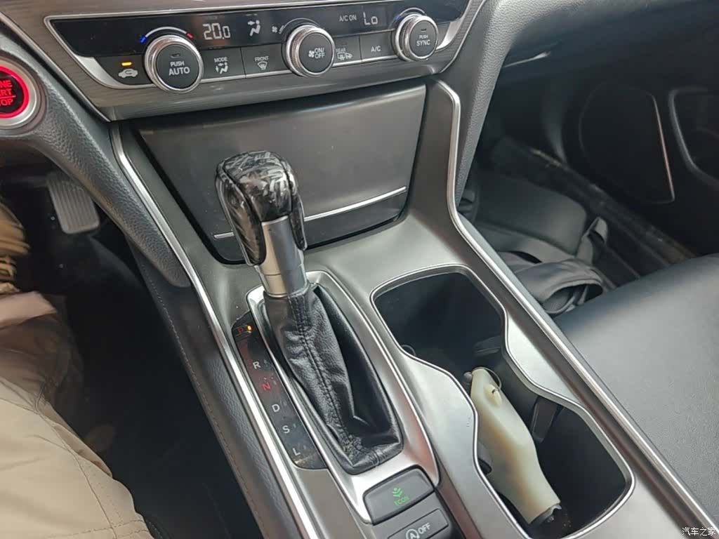 Honda Accord, 2018 14