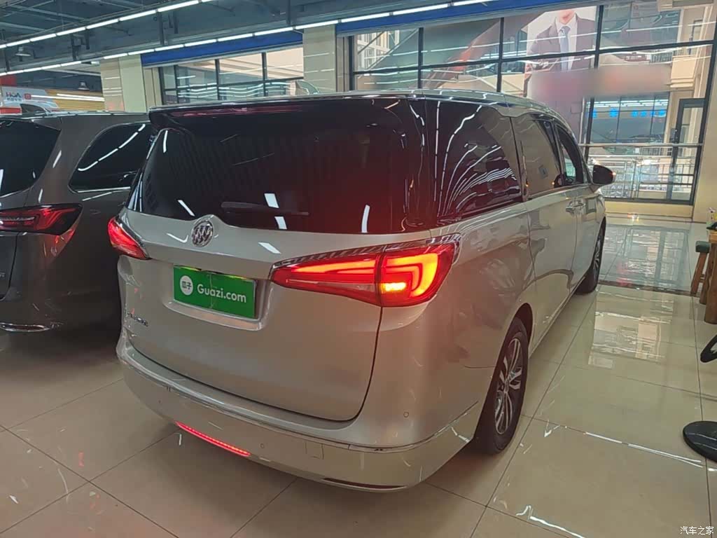 Buick GL8, 2017 7
