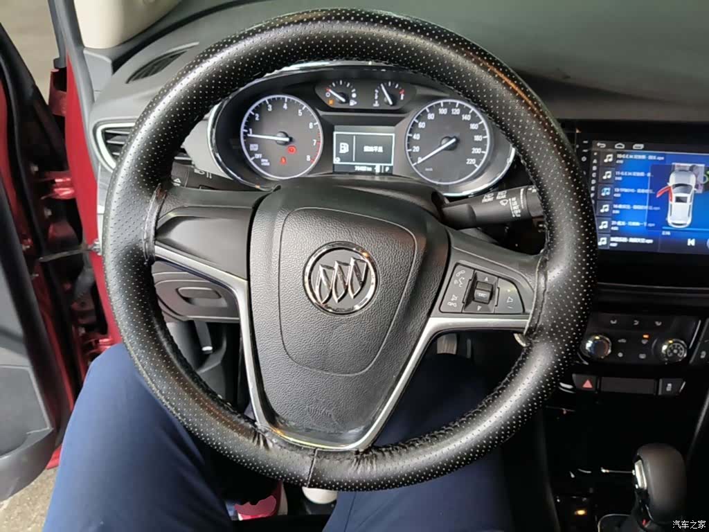 Buick Encore, 2017 11