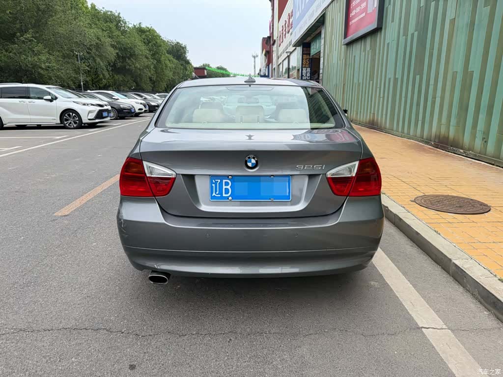 BMW 3 Series, 2008 11