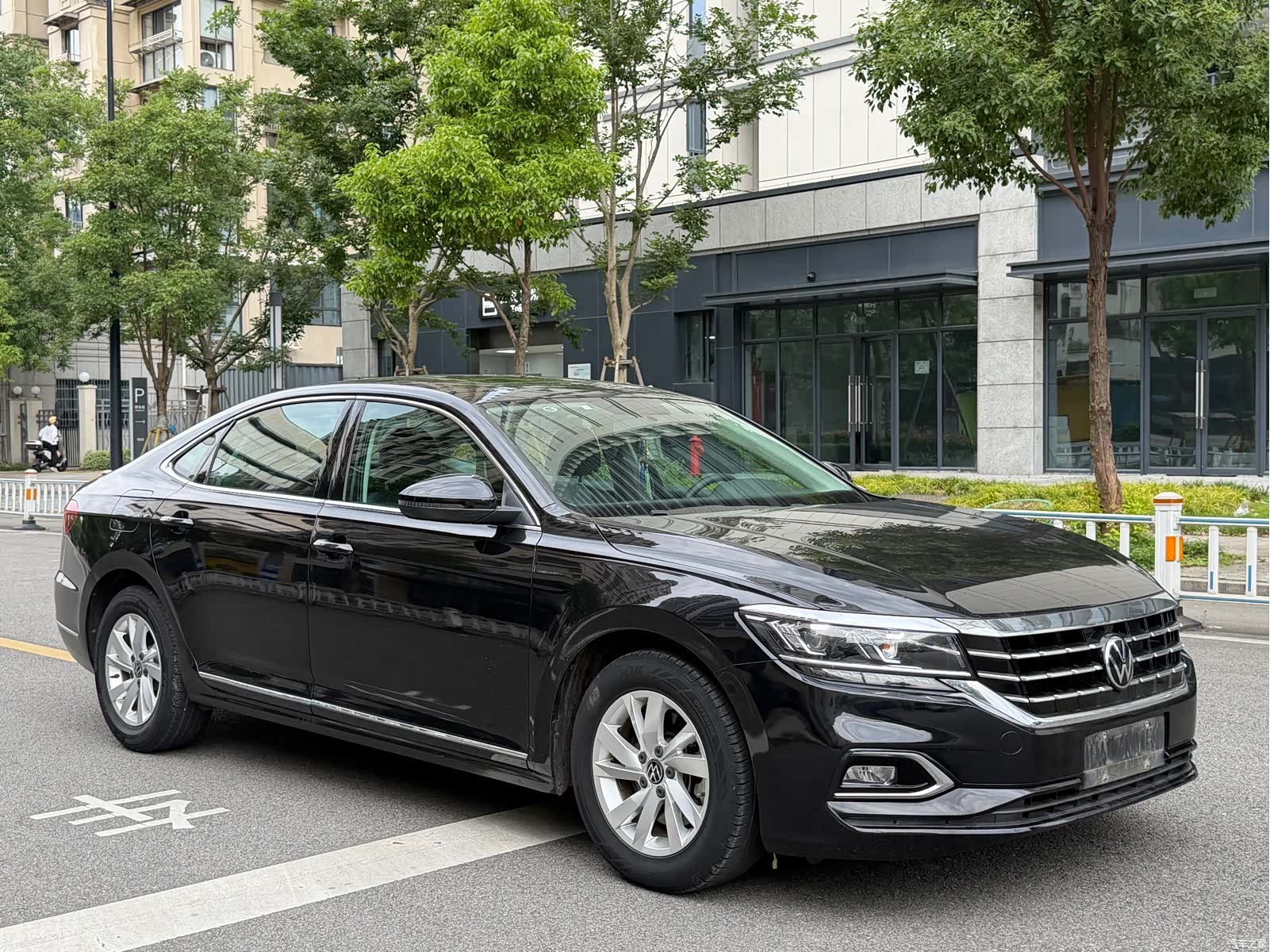 Volkswagen Passat, 2021 3