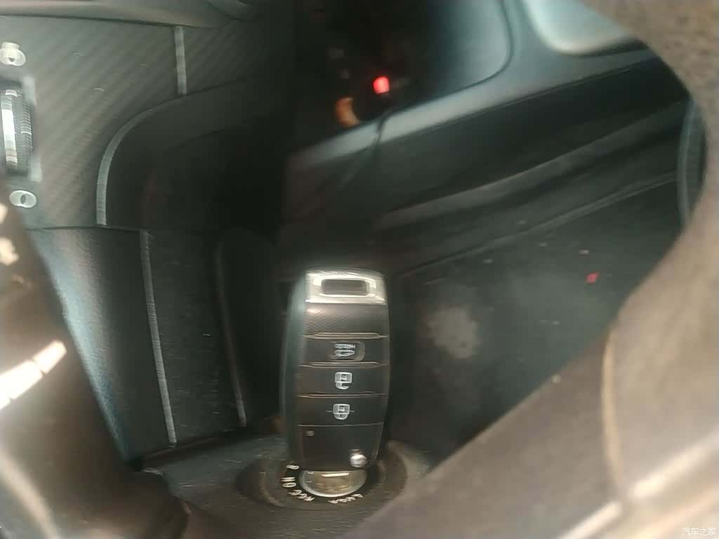 Kia K3, 2014 9