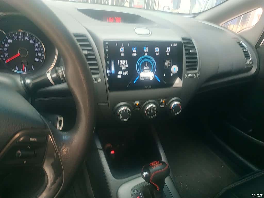 Kia K3, 2014 13