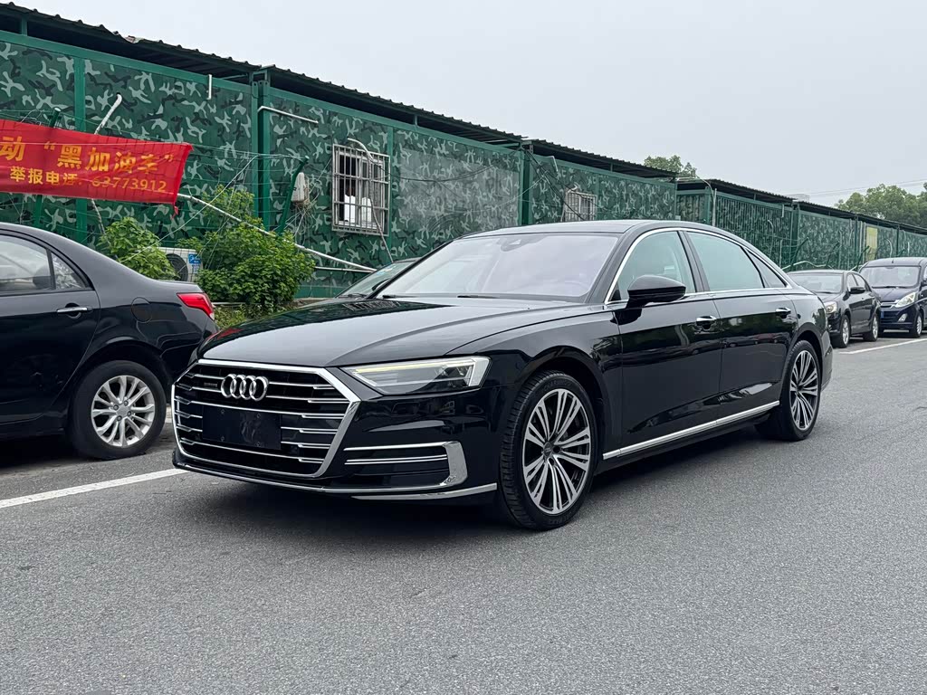 Audi A8