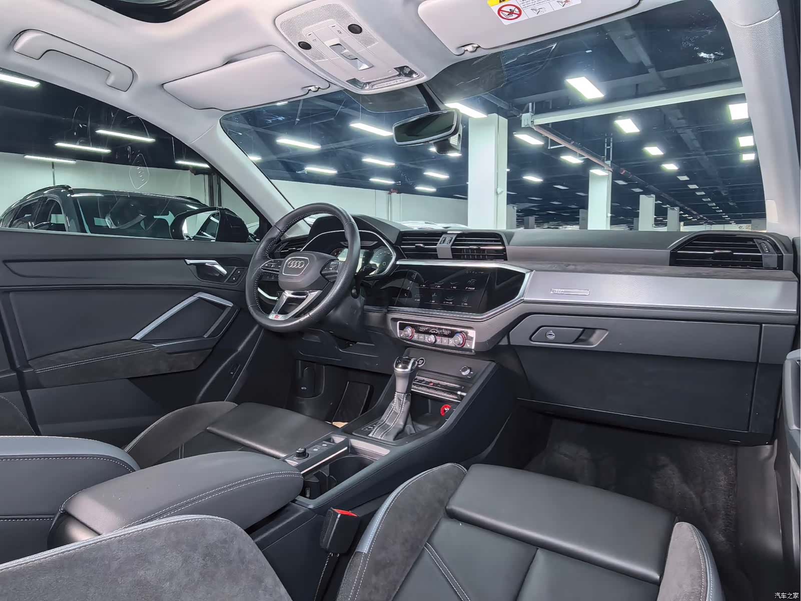 Audi Q3, 2022 15