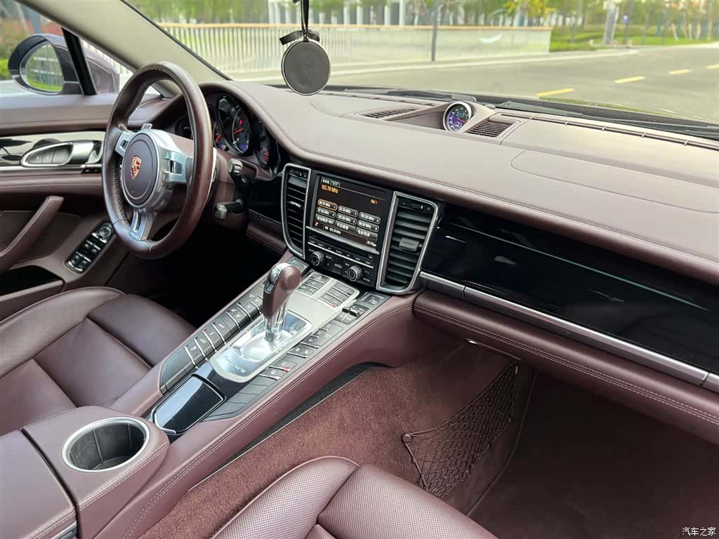 Porsche Panamera, 2015 14