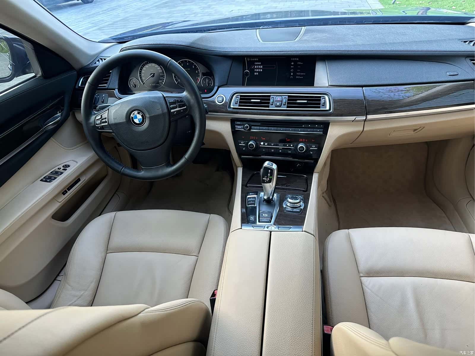 BMW 7 Series, 2010 7