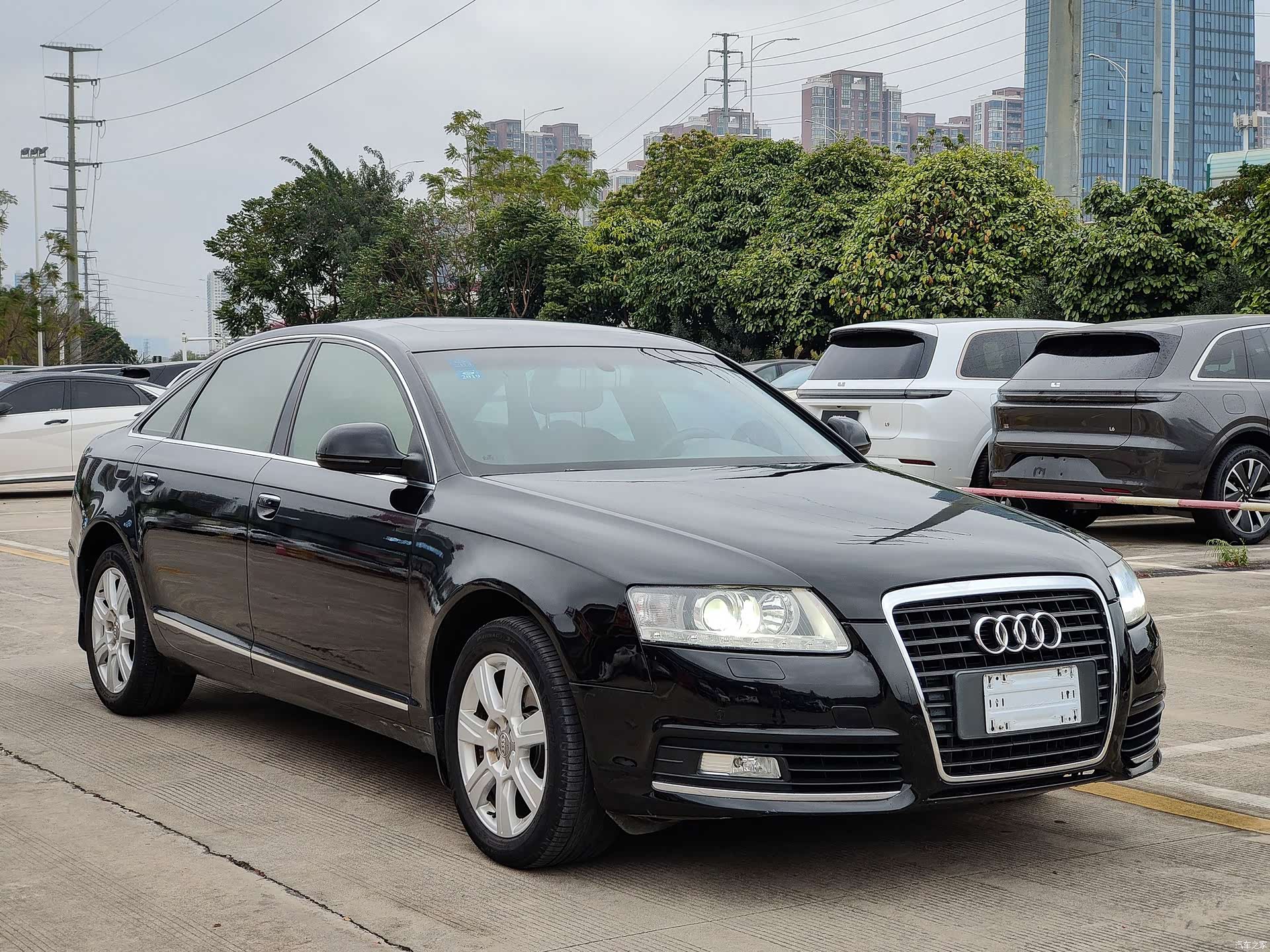Audi A6L, 2012 3