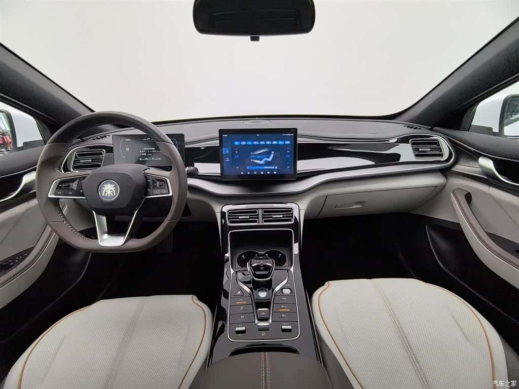 BYD Qin, 2023 все фото