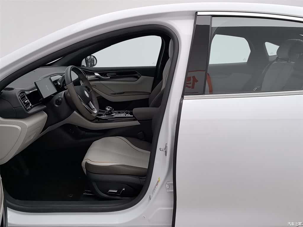 BYD Qin, 2023 10