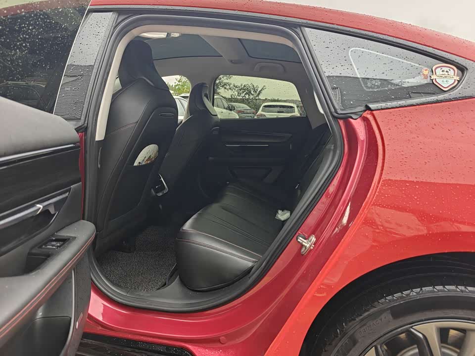XPENG P7 XPENG P7