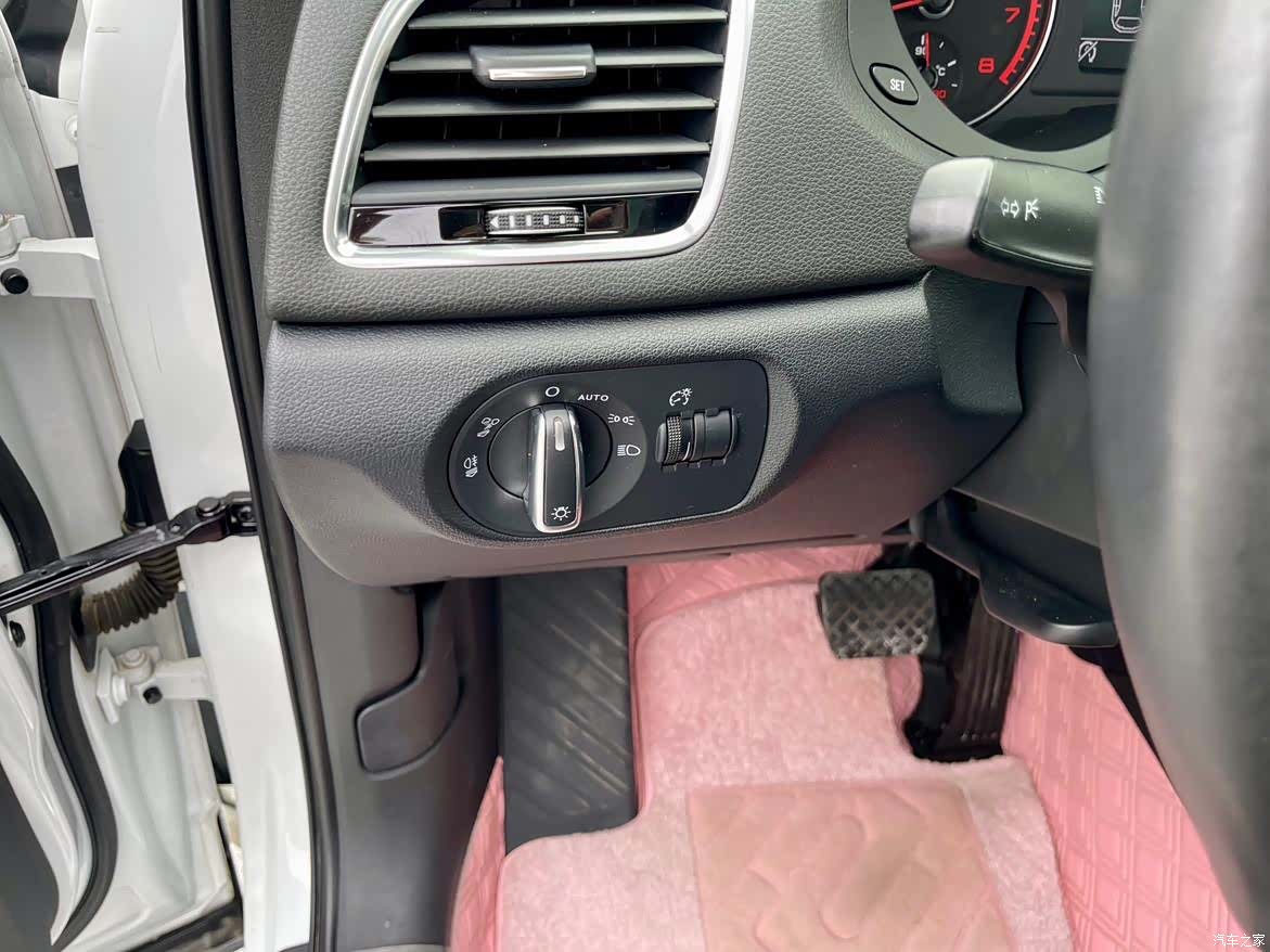 Audi Q3, 2016 6