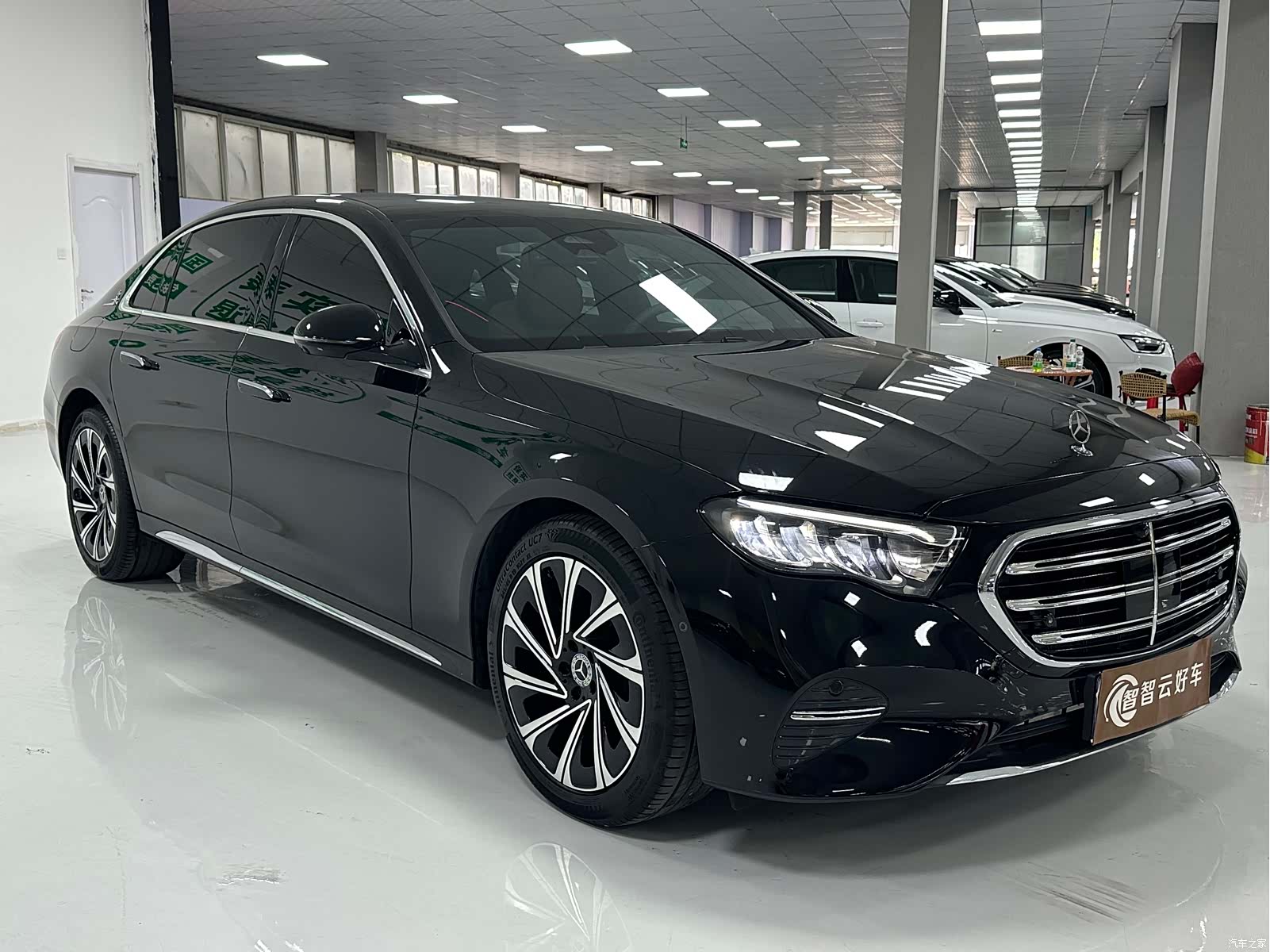 Mercedes-Benz E-Class, 2025 3