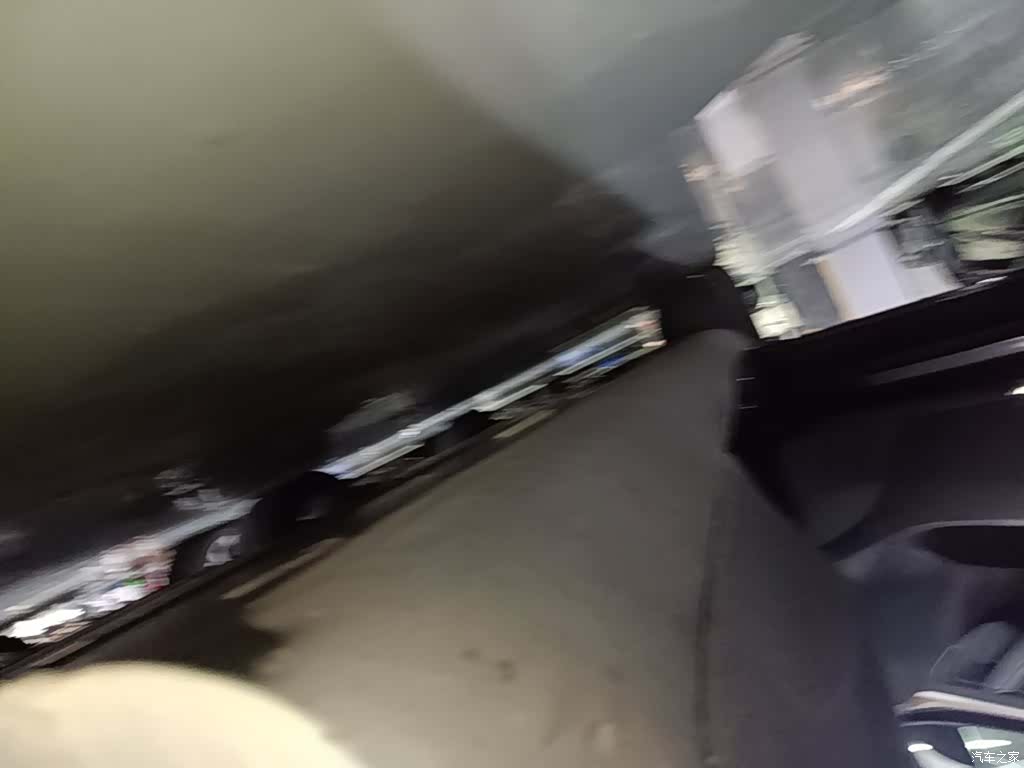 Tesla Model Y, 2022 21